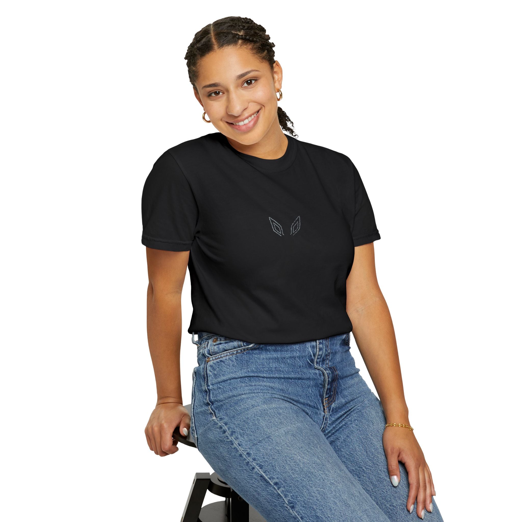 0471 Unisex Embroidered T-shirt